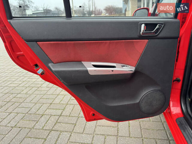 Красный Хендай Гетц, объемом двигателя 1.4 л и пробегом 143 тыс. км за 5500 $, фото 15 на Automoto.ua