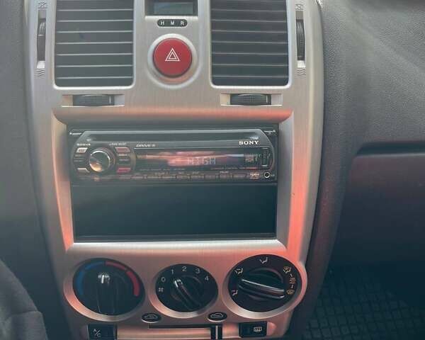 Червоний Хендай Гетц, об'ємом двигуна 1.4 л та пробігом 114 тис. км за 5000 $, фото 7 на Automoto.ua