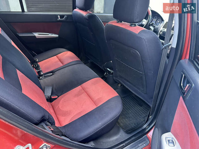 Красный Хендай Гетц, объемом двигателя 1.4 л и пробегом 157 тыс. км за 4899 $, фото 16 на Automoto.ua