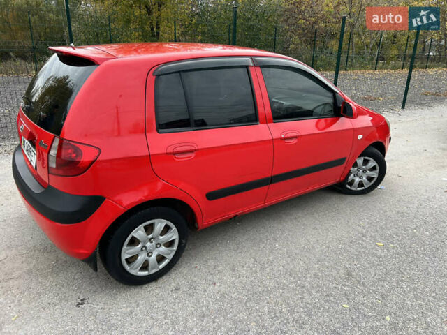 Хендай Гетц 2007 в Киеве на Automoto.ua Красный Хендай Гетц, объемом двигателя 1.4 л и пробегом 180 тыс. км за 4400 $, фото 1 на Automoto.ua