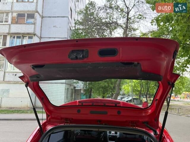 Красный Хендай Гетц, объемом двигателя 1.6 л и пробегом 130 тыс. км за 5600 $, фото 22 на Automoto.ua