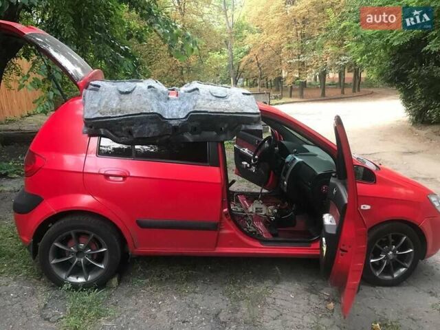 Червоний Хендай Гетц, об'ємом двигуна 1.6 л та пробігом 205 тис. км за 4500 $, фото 21 на Automoto.ua