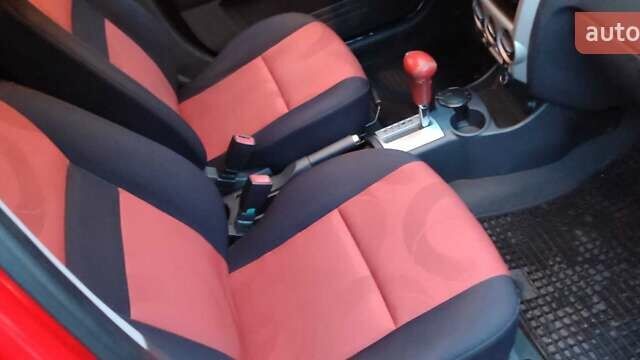 Красный Хендай Гетц, объемом двигателя 1.6 л и пробегом 106 тыс. км за 5900 $, фото 9 на Automoto.ua