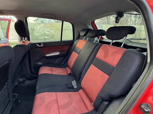 Червоний Хендай Гетц, об'ємом двигуна 1.6 л та пробігом 231 тис. км за 3250 $, фото 8 на Automoto.ua