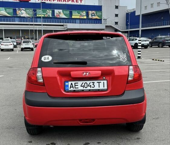 Червоний Хендай Гетц, об'ємом двигуна 1.6 л та пробігом 186 тис. км за 6699 $, фото 4 на Automoto.ua