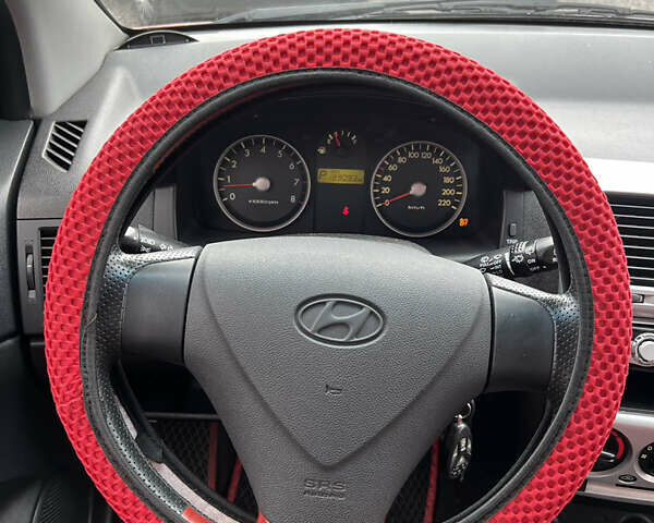 Красный Хендай Гетц, объемом двигателя 1.4 л и пробегом 188 тыс. км за 5950 $, фото 11 на Automoto.ua