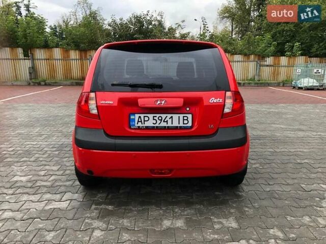 Червоний Хендай Гетц, об'ємом двигуна 1.6 л та пробігом 144 тис. км за 6300 $, фото 5 на Automoto.ua
