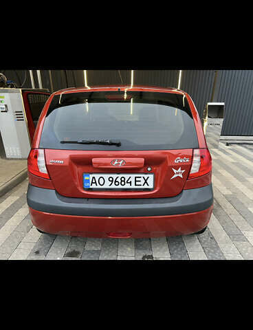 Красный Хендай Гетц, объемом двигателя 1.1 л и пробегом 170 тыс. км за 3848 $, фото 1 на Automoto.ua