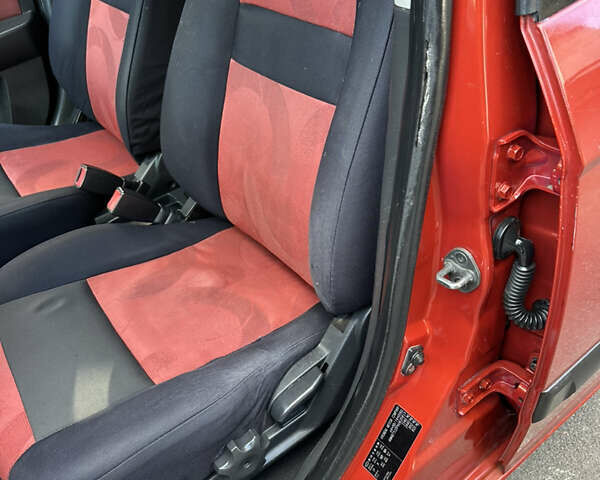 Красный Хендай Гетц, объемом двигателя 1.4 л и пробегом 157 тыс. км за 4899 $, фото 28 на Automoto.ua