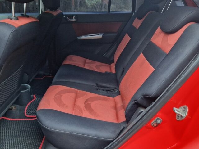 Красный Хендай Гетц, объемом двигателя 1.4 л и пробегом 244 тыс. км за 4450 $, фото 11 на Automoto.ua