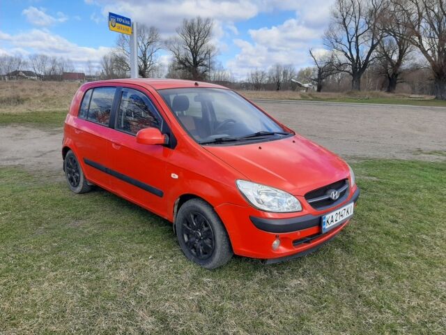 Красный Хендай Гетц, объемом двигателя 1.4 л и пробегом 29 тыс. км за 3600 $, фото 2 на Automoto.ua