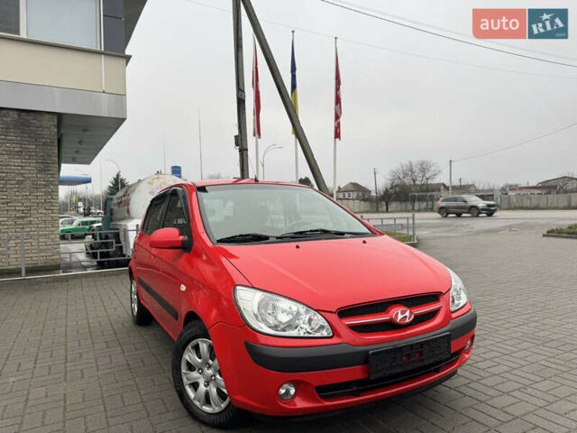 Красный Хендай Гетц, объемом двигателя 1.4 л и пробегом 143 тыс. км за 5500 $, фото 21 на Automoto.ua