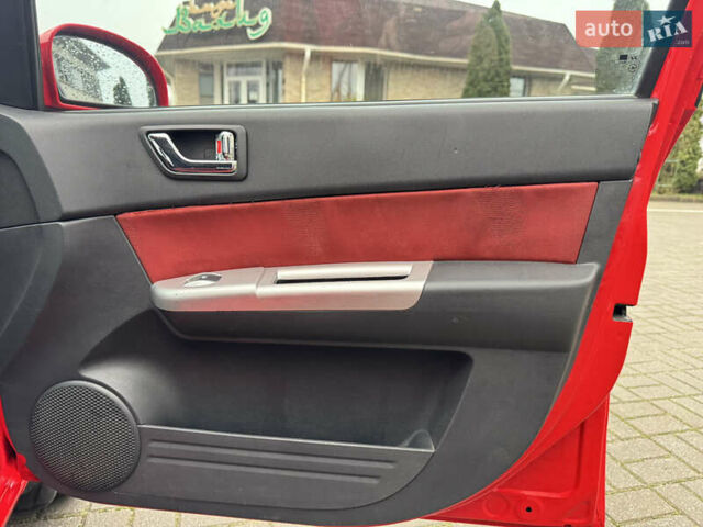 Красный Хендай Гетц, объемом двигателя 1.4 л и пробегом 143 тыс. км за 5500 $, фото 16 на Automoto.ua