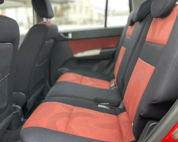 Червоний Хендай Гетц, об'ємом двигуна 1.6 л та пробігом 137 тис. км за 5200 $, фото 8 на Automoto.ua