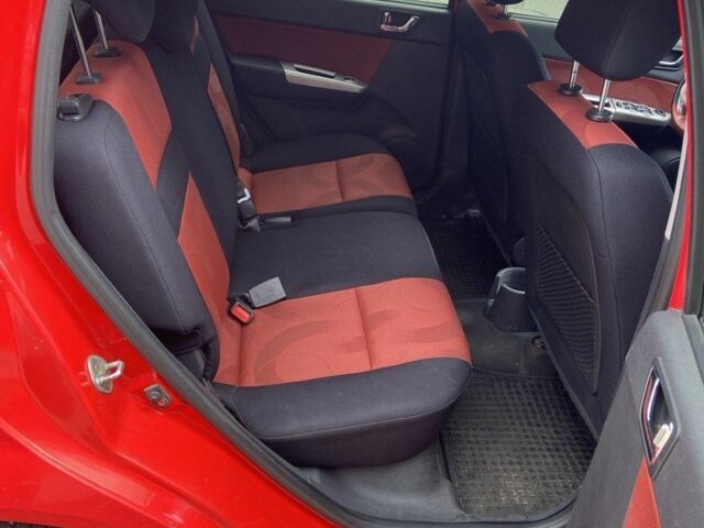 Красный Хендай Гетц, объемом двигателя 1.4 л и пробегом 140 тыс. км за 4700 $, фото 8 на Automoto.ua