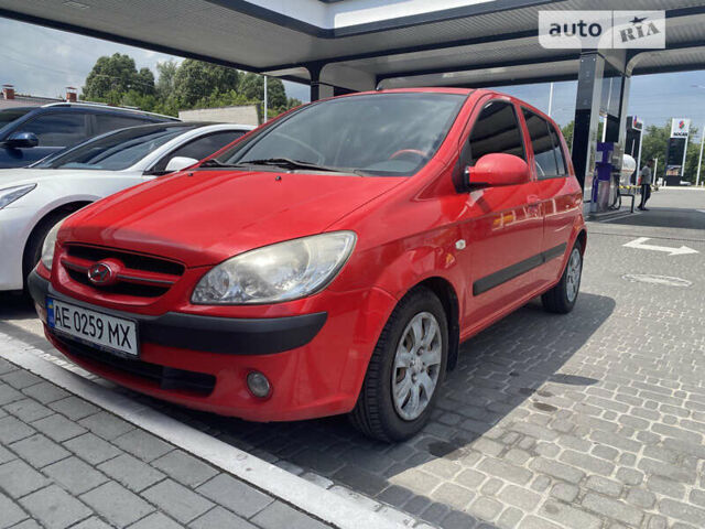 Красный Хендай Гетц, объемом двигателя 1.4 л и пробегом 220 тыс. км за 4100 $, фото 14 на Automoto.ua