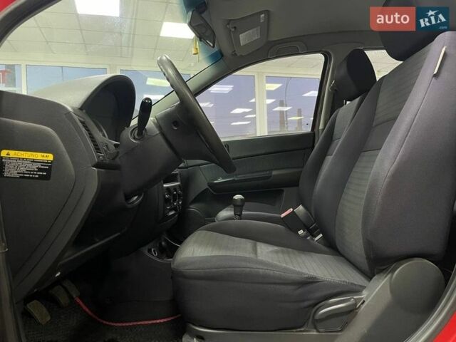 Красный Хендай Гетц, объемом двигателя 1.09 л и пробегом 198 тыс. км за 3990 $, фото 17 на Automoto.ua