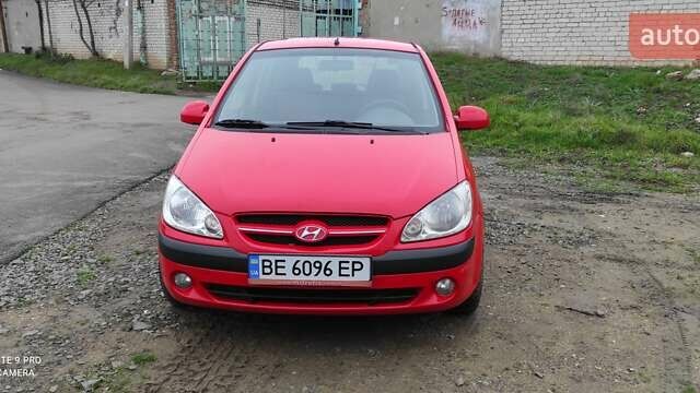 Красный Хендай Гетц, объемом двигателя 1.4 л и пробегом 141 тыс. км за 5500 $, фото 9 на Automoto.ua