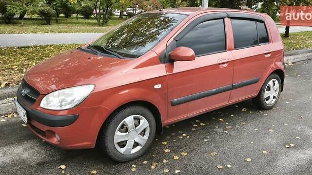 Красный Хендай Гетц, объемом двигателя 1.4 л и пробегом 193 тыс. км за 4250 $, фото 3 на Automoto.ua