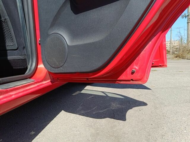 Красный Хендай Гетц, объемом двигателя 1.4 л и пробегом 276 тыс. км за 4888 $, фото 12 на Automoto.ua