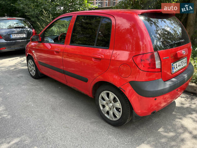 Красный Хендай Гетц, объемом двигателя 1.4 л и пробегом 238 тыс. км за 5200 $, фото 1 на Automoto.ua