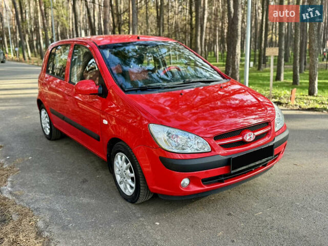 Красный Хендай Гетц, объемом двигателя 1.6 л и пробегом 147 тыс. км за 5999 $, фото 1 на Automoto.ua