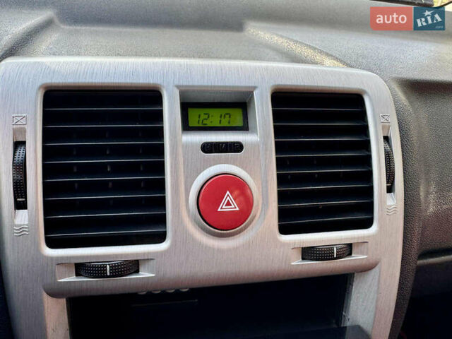 Красный Хендай Гетц, объемом двигателя 1.6 л и пробегом 147 тыс. км за 5999 $, фото 42 на Automoto.ua