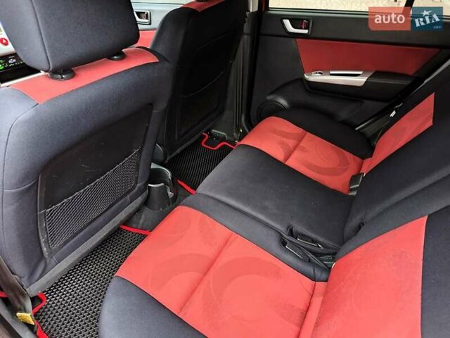 Красный Хендай Гетц, объемом двигателя 1.6 л и пробегом 223 тыс. км за 4990 $, фото 44 на Automoto.ua