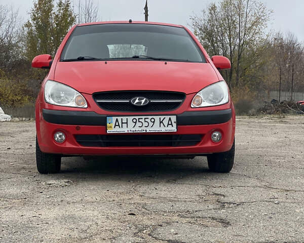 Красный Хендай Гетц, объемом двигателя 0 л и пробегом 119 тыс. км за 6500 $, фото 1 на Automoto.ua