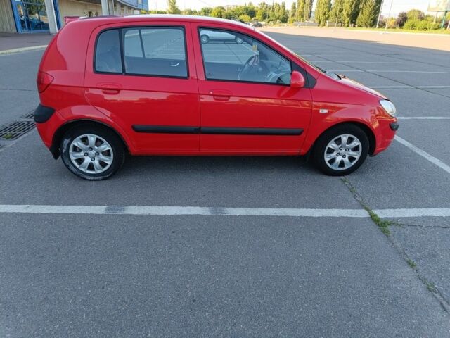 Красный Хендай Гетц, объемом двигателя 1.4 л и пробегом 276 тыс. км за 4888 $, фото 3 на Automoto.ua