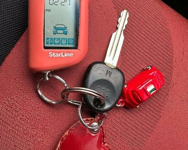 Хендай Гетц 2008 у Харкові на Automoto.ua Червоний Хендай Гетц, об'ємом двигуна 1.4 л та пробігом 82 тис. км за 6000 $, фото 25 на Automoto.ua