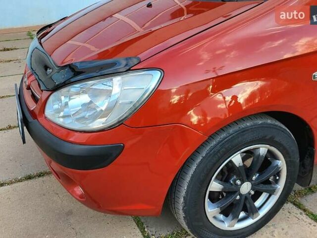 Красный Хендай Гетц, объемом двигателя 1.4 л и пробегом 165 тыс. км за 5850 $, фото 21 на Automoto.ua