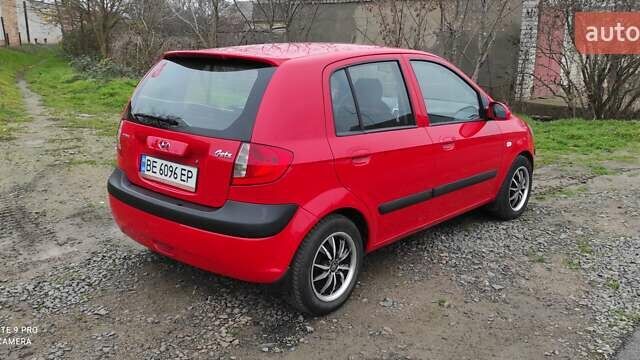 Красный Хендай Гетц, объемом двигателя 1.4 л и пробегом 141 тыс. км за 5500 $, фото 7 на Automoto.ua