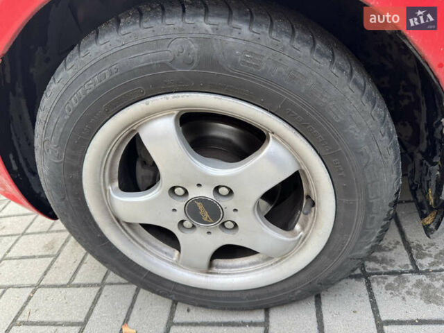 Червоний Хендай Гетц, об'ємом двигуна 1.4 л та пробігом 106 тис. км за 5200 $, фото 14 на Automoto.ua