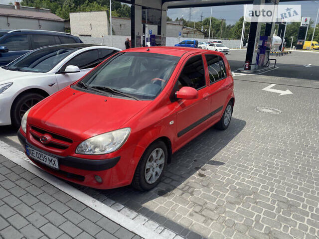 Красный Хендай Гетц, объемом двигателя 1.4 л и пробегом 220 тыс. км за 4100 $, фото 13 на Automoto.ua