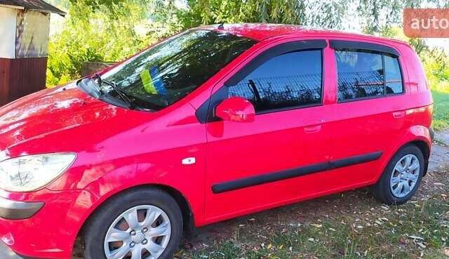 Червоний Хендай Гетц, об'ємом двигуна 1.4 л та пробігом 220 тис. км за 6800 $, фото 2 на Automoto.ua