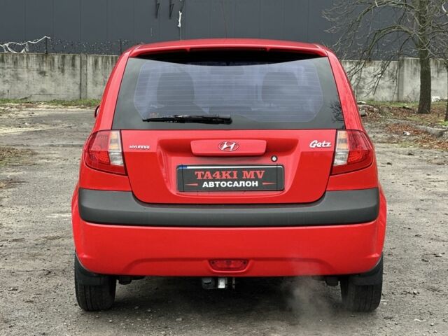 Красный Хендай Гетц, объемом двигателя 1.4 л и пробегом 149 тыс. км за 4900 $, фото 2 на Automoto.ua
