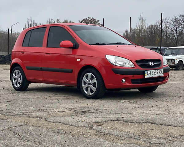 Красный Хендай Гетц, объемом двигателя 0 л и пробегом 119 тыс. км за 6500 $, фото 2 на Automoto.ua