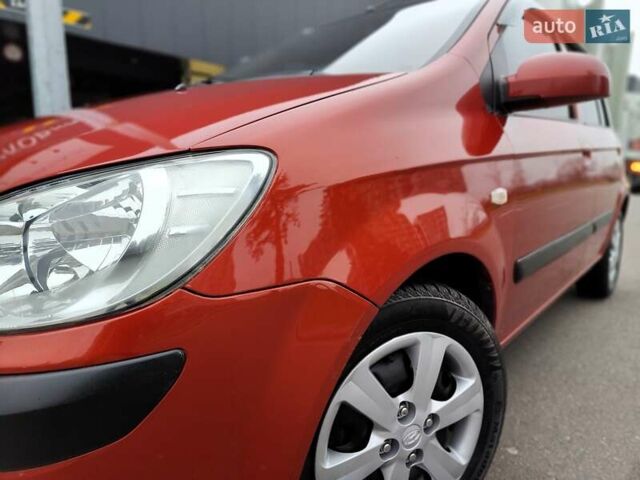 Красный Хендай Гетц, объемом двигателя 1.6 л и пробегом 223 тыс. км за 4990 $, фото 2 на Automoto.ua