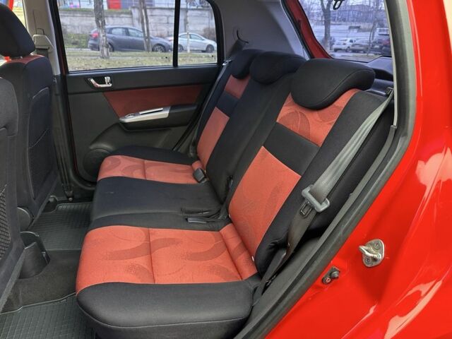 Красный Хендай Гетц, объемом двигателя 1.4 л и пробегом 149 тыс. км за 4900 $, фото 8 на Automoto.ua