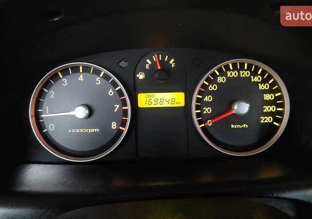 Хендай Гетц 2008 у Кам'янське (Дніпродзержинськ) на Automoto.ua Червоний Хендай Гетц, об'ємом двигуна 1.4 л та пробігом 169 тис. км за 3850 $, фото 7 на Automoto.ua