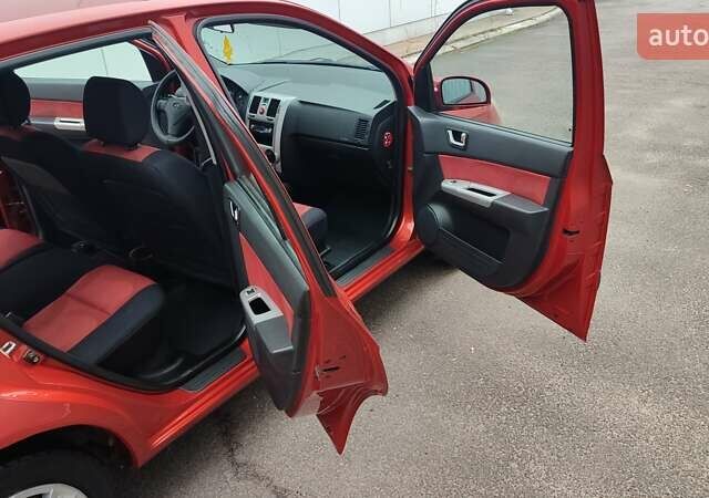 Хендай Гетц 2008 у Кам'янське (Дніпродзержинськ) на Automoto.ua Червоний Хендай Гетц, об'ємом двигуна 1.4 л та пробігом 169 тис. км за 3850 $, фото 22 на Automoto.ua
