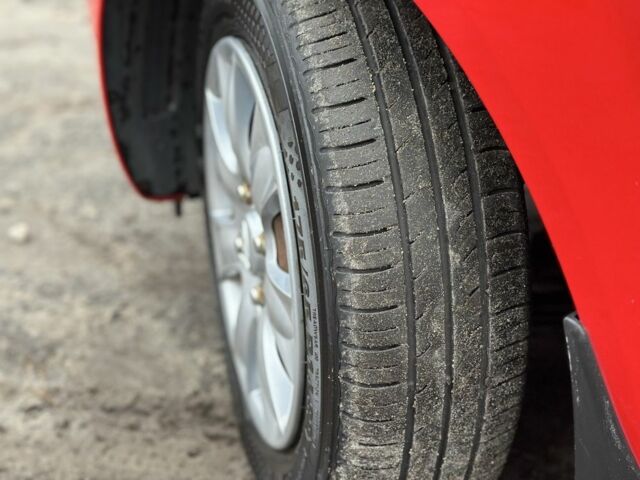 Красный Хендай Гетц, объемом двигателя 1.4 л и пробегом 149 тыс. км за 4900 $, фото 19 на Automoto.ua