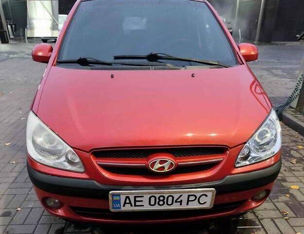 Червоний Хендай Гетц, об'ємом двигуна 1.4 л та пробігом 173 тис. км за 5500 $, фото 8 на Automoto.ua