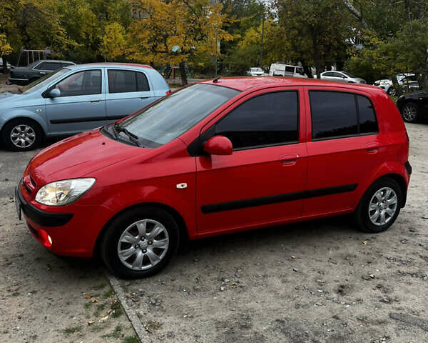 Червоний Хендай Гетц, об'ємом двигуна 1.4 л та пробігом 219 тис. км за 4500 $, фото 1 на Automoto.ua