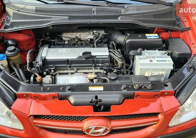 Красный Хендай Гетц, объемом двигателя 1.4 л и пробегом 165 тыс. км за 5850 $, фото 27 на Automoto.ua