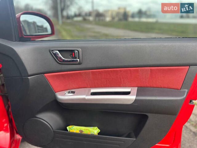 Красный Хендай Гетц, объемом двигателя 1.4 л и пробегом 30 тыс. км за 7100 $, фото 11 на Automoto.ua