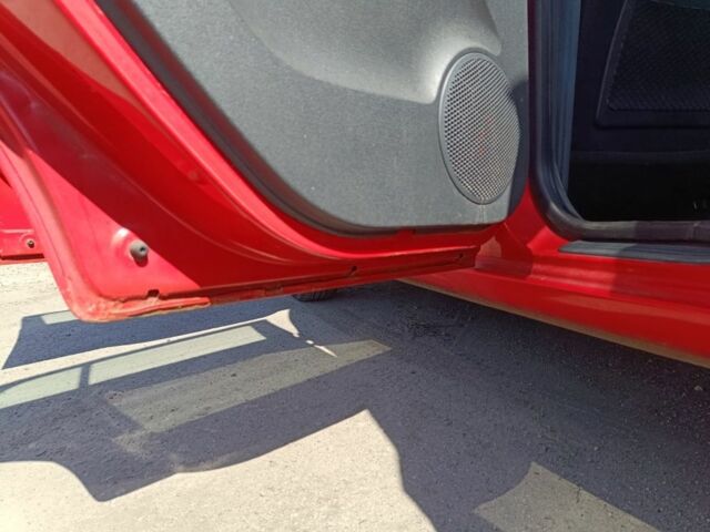 Красный Хендай Гетц, объемом двигателя 1.4 л и пробегом 276 тыс. км за 4888 $, фото 15 на Automoto.ua