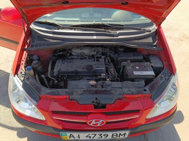 Красный Хендай Гетц, объемом двигателя 1.4 л и пробегом 276 тыс. км за 4888 $, фото 17 на Automoto.ua