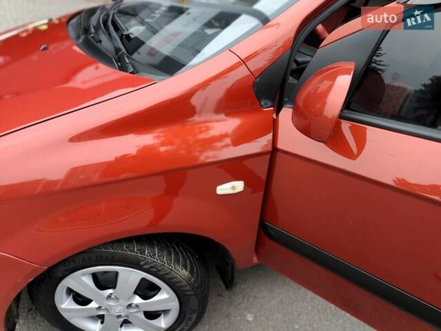 Красный Хендай Гетц, объемом двигателя 1.6 л и пробегом 223 тыс. км за 4990 $, фото 3 на Automoto.ua